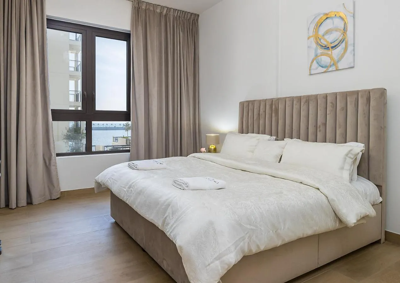 Apartment With Partial Sea View In La Mer location